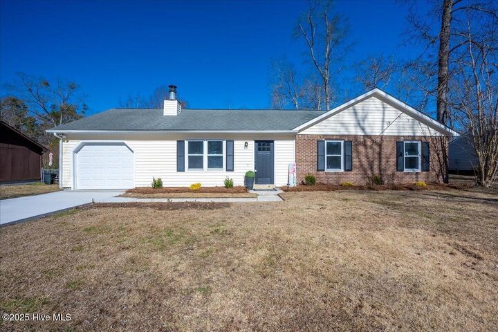 2106 Foxhorn Road  Trent Woods NC 28562 photo