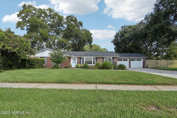 Property Photo:  1168 Montevideo Road  FL 32216 