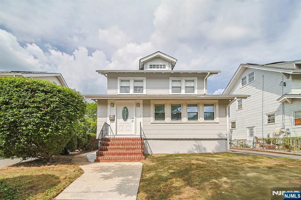 Property Photo:  269 Highwood Street  NJ 07666 