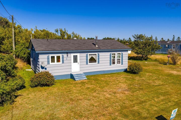 Property Photo:  3 Atlantic Street  NS B0W 1P0 