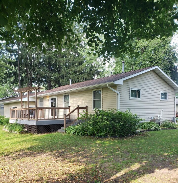 Property Photo: 315 3rd Street NE MN 55063