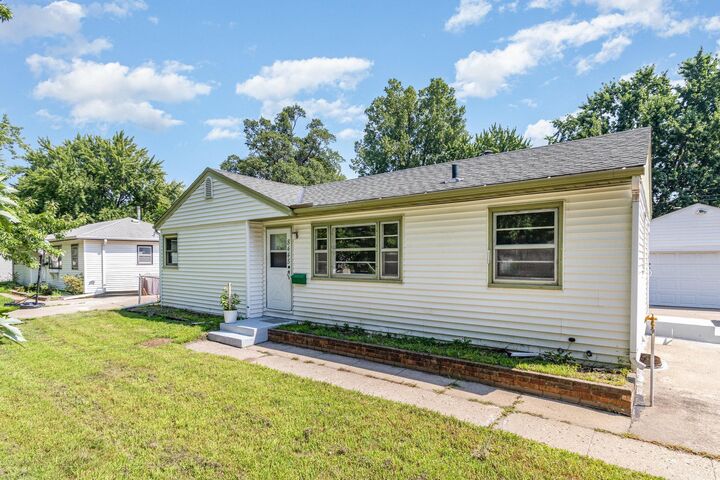 Property Photo: 8445 10th Avenue S MN 55420