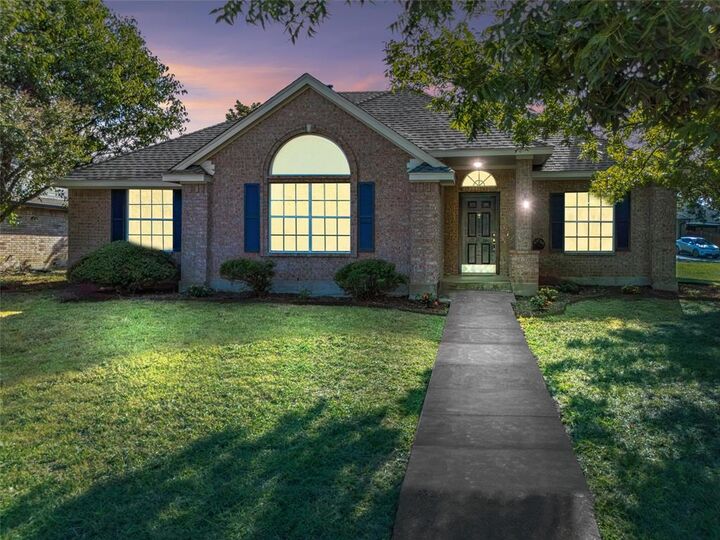 2800 Boyd Street  Ennis TX 75119 photo