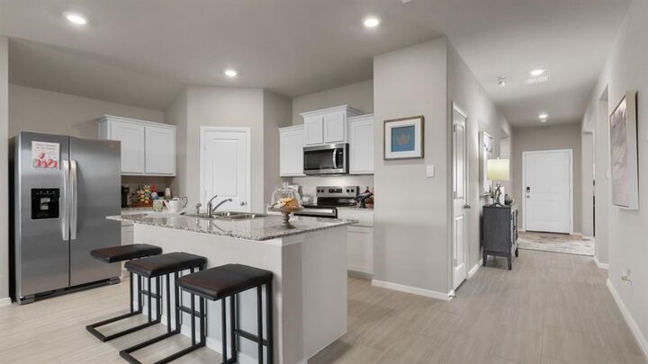 Property Photo: 556 Crestridge Drive N TX 76033