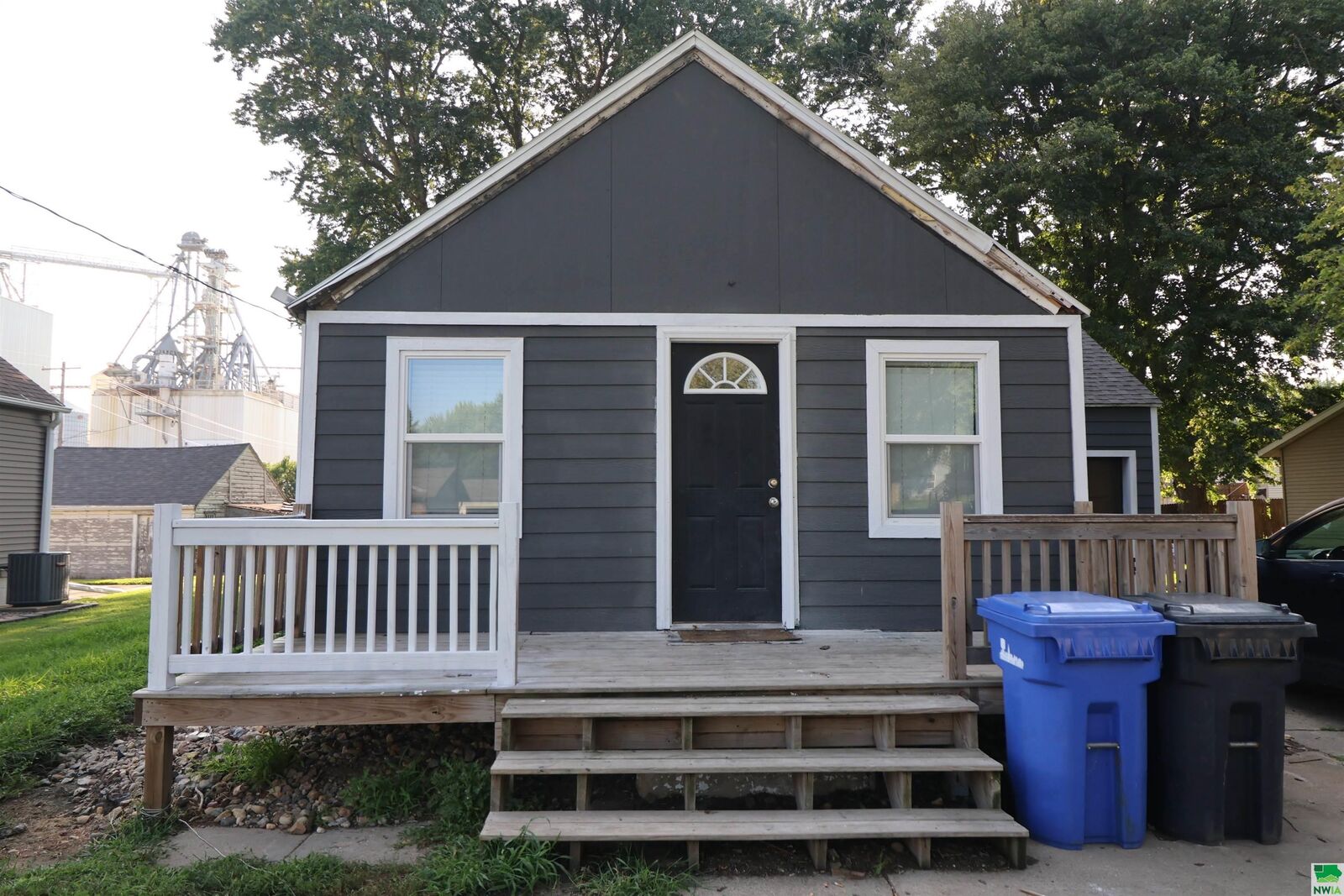 Property Photo:  1007 Chestnut St  IA 51239 