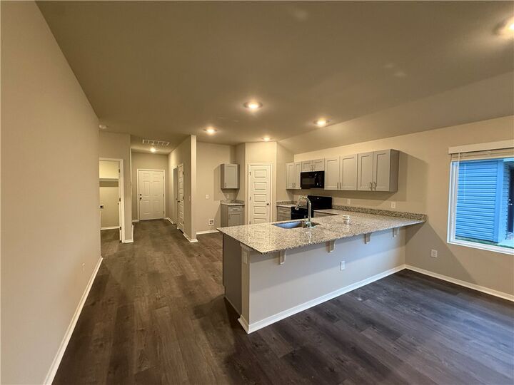 Property Photo:  2599 E Meramec Street  AR 72701 