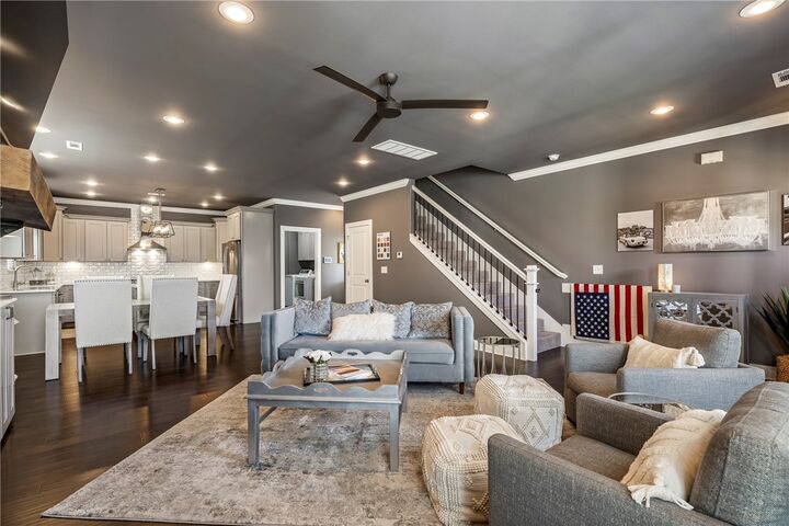 Property Photo:  6515 W Pleasant  AR 72758 