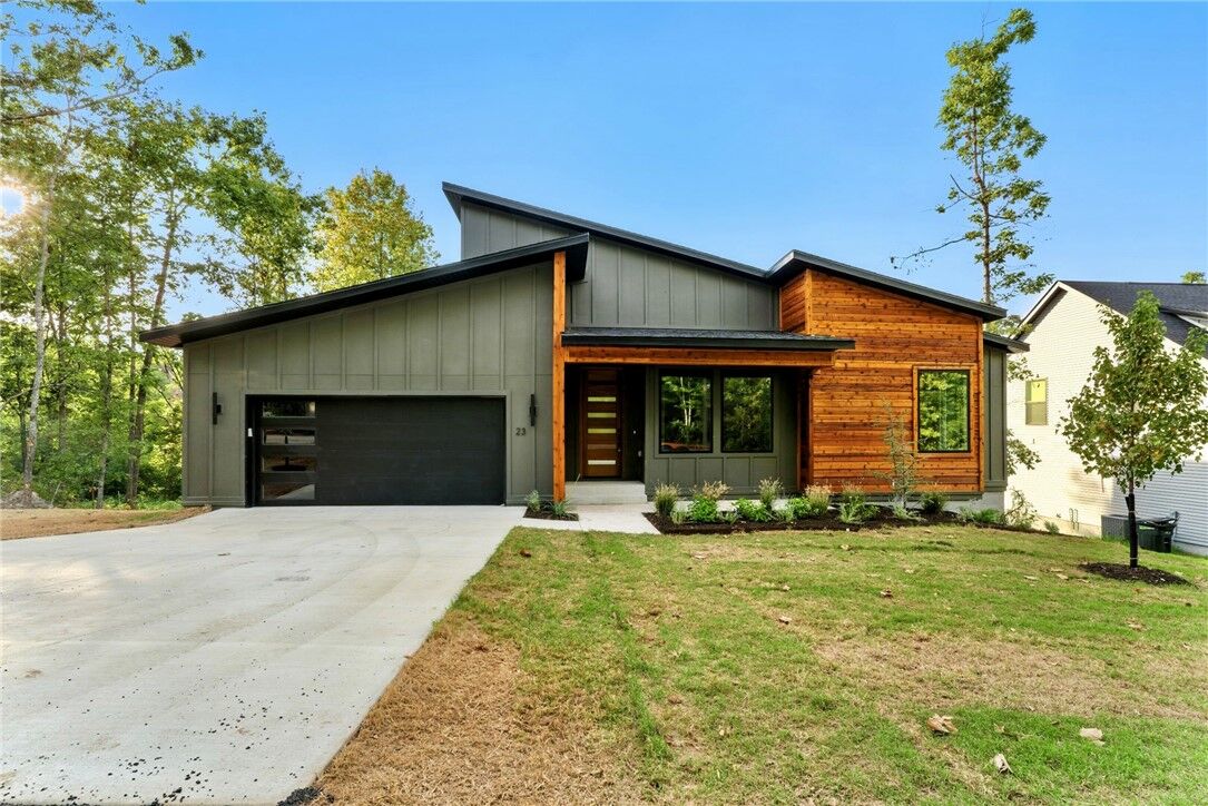 Property Photo: 23 Kirkwall Lane AR 72715