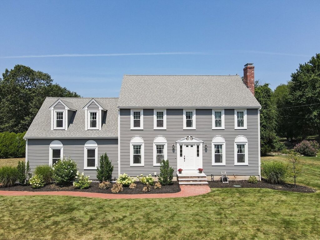 Property Photo: 29 Wamsutta Drive MA 02760