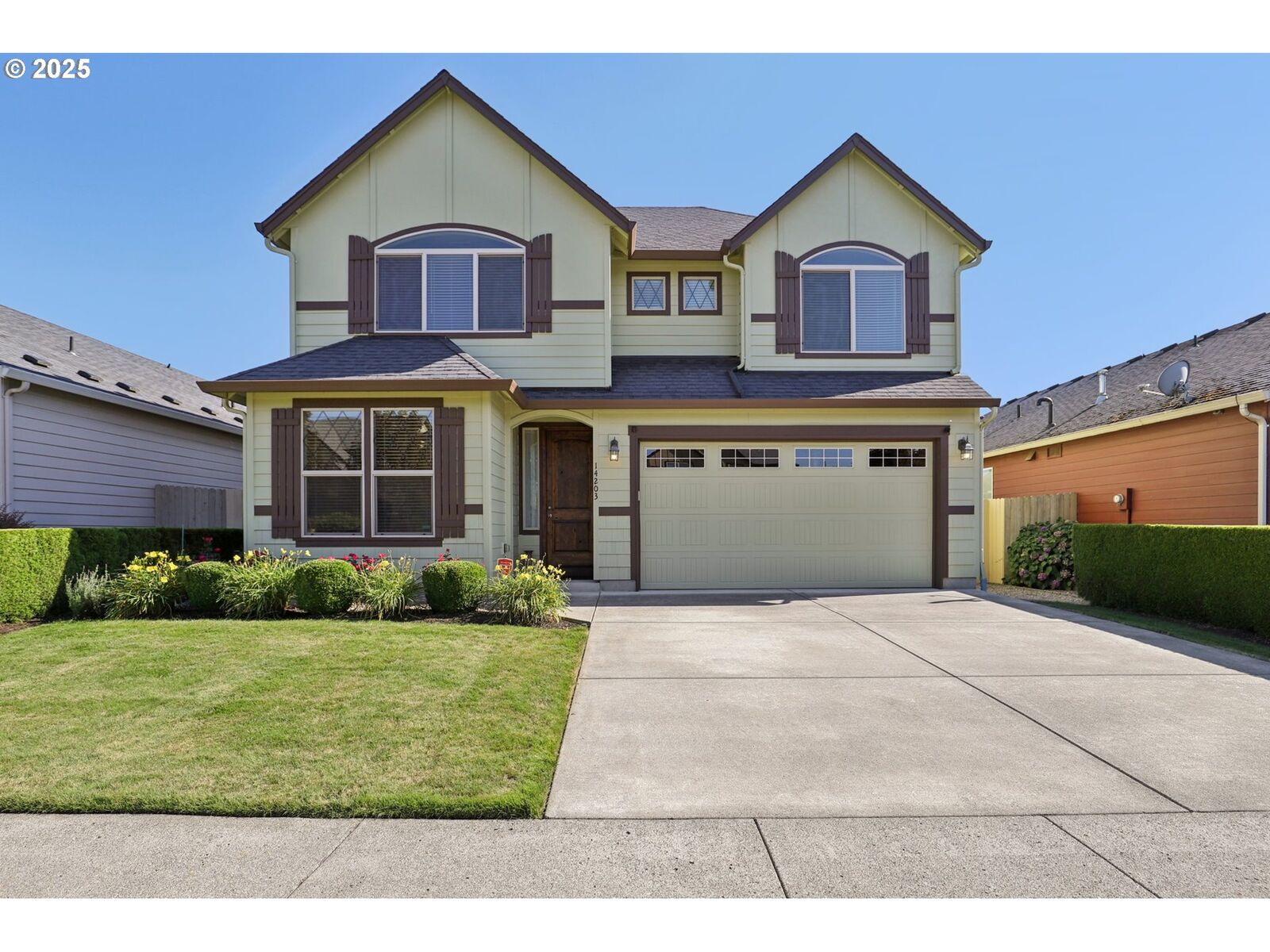 Property Photo:  14203 NE 103rd St  WA 98682