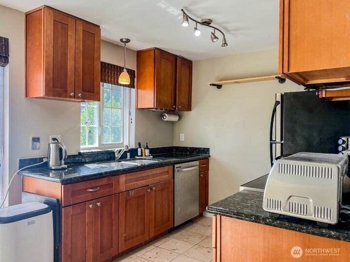 Property Photo:  633 NW 85th Street 301  WA 98117 