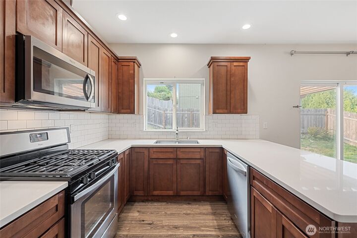 Property Photo: 1116 Walnut Street WA 98310