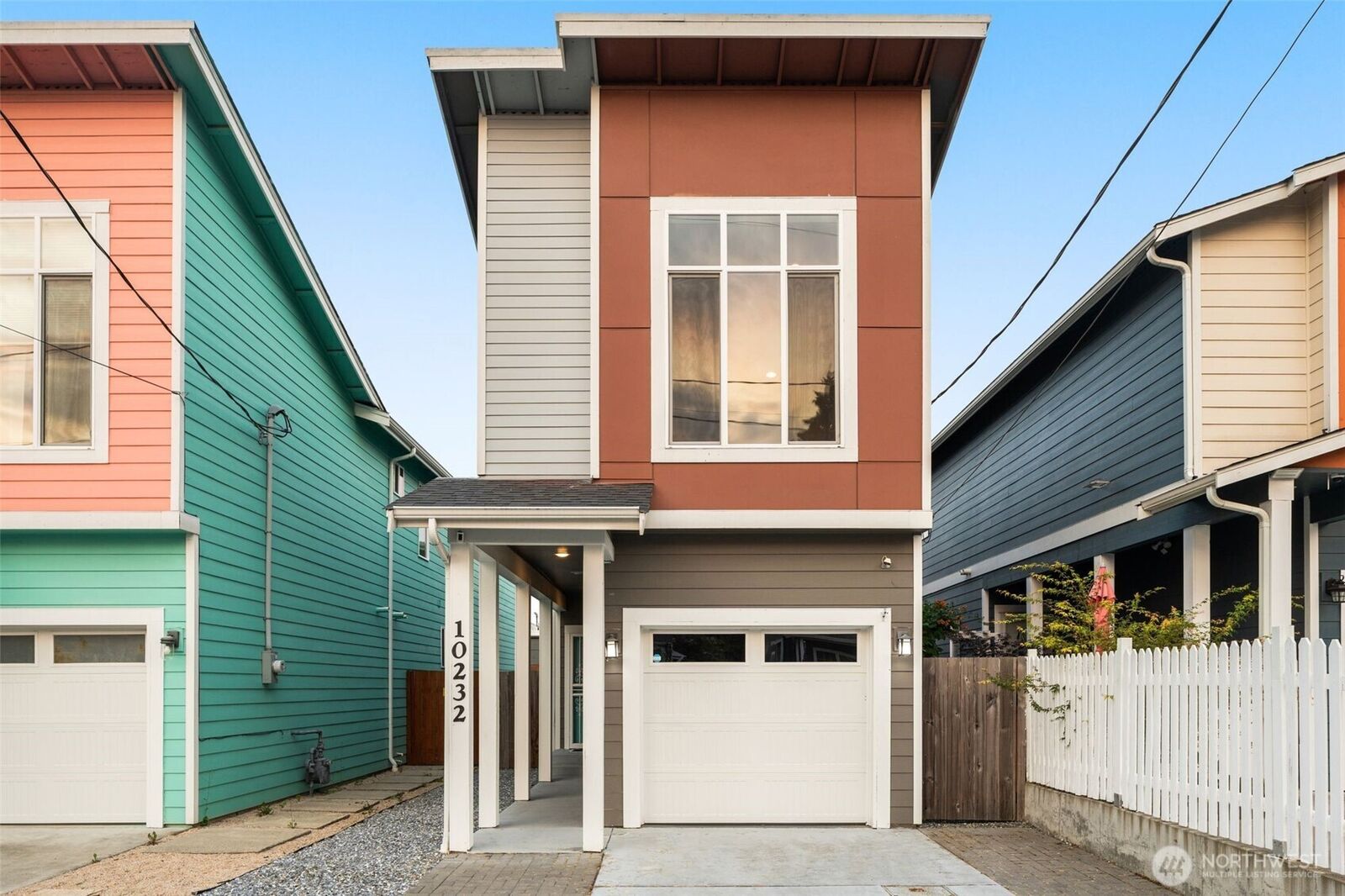 Property Photo:  10232  17th Avenue SW  WA 98146 