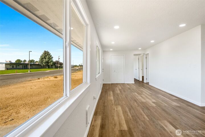 Property Photo: 9840 NE Apple Road WA 98837