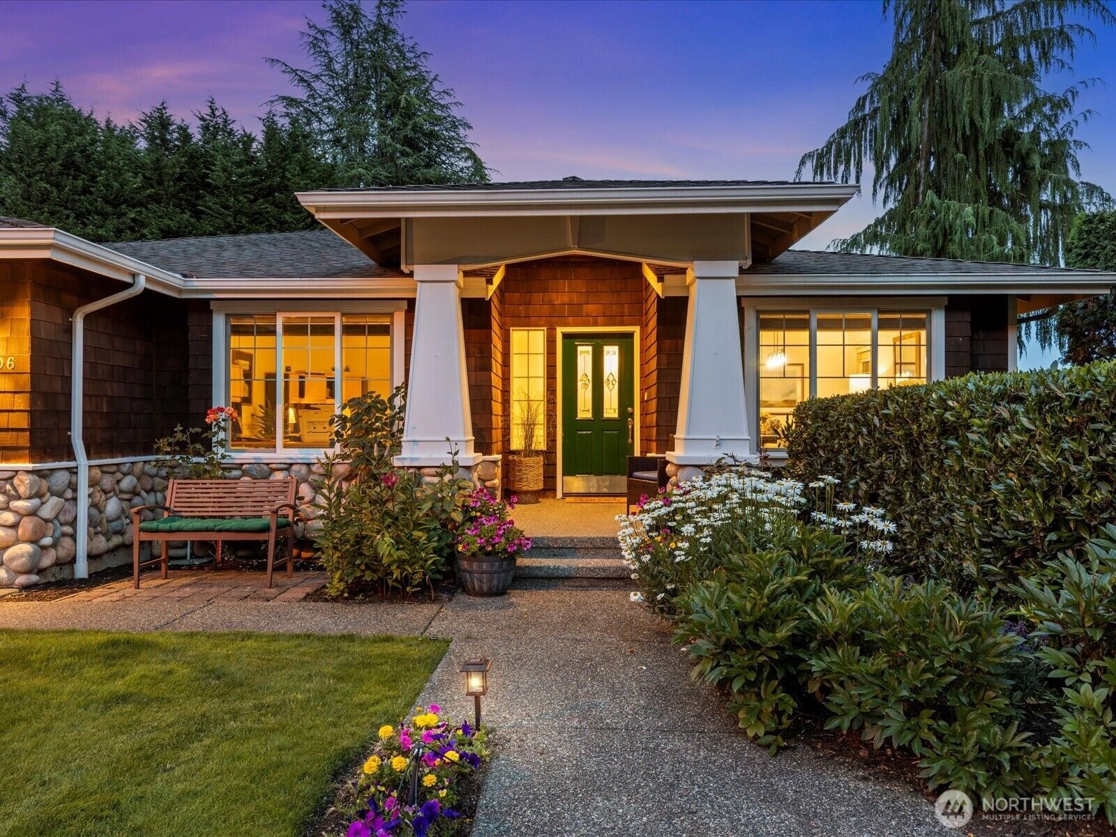 Property Photo:  9206 NE 126th Place  WA 98034 