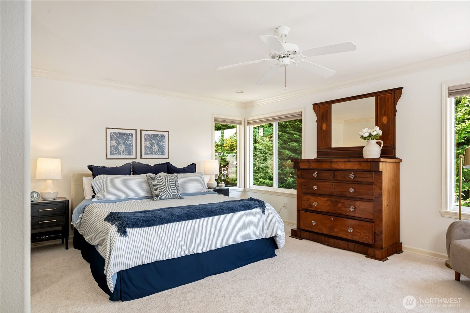 Property Photo:  9206 NE 126th Place  WA 98034 