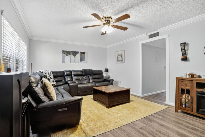 Property Photo: 9050 NW 28th Street 123 FL 33065