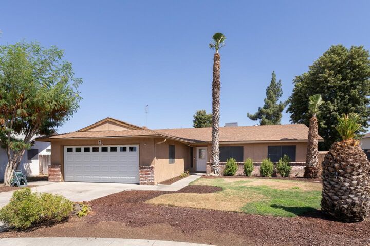 Property Photo: 3143 Cindy Avenue CA 93612
