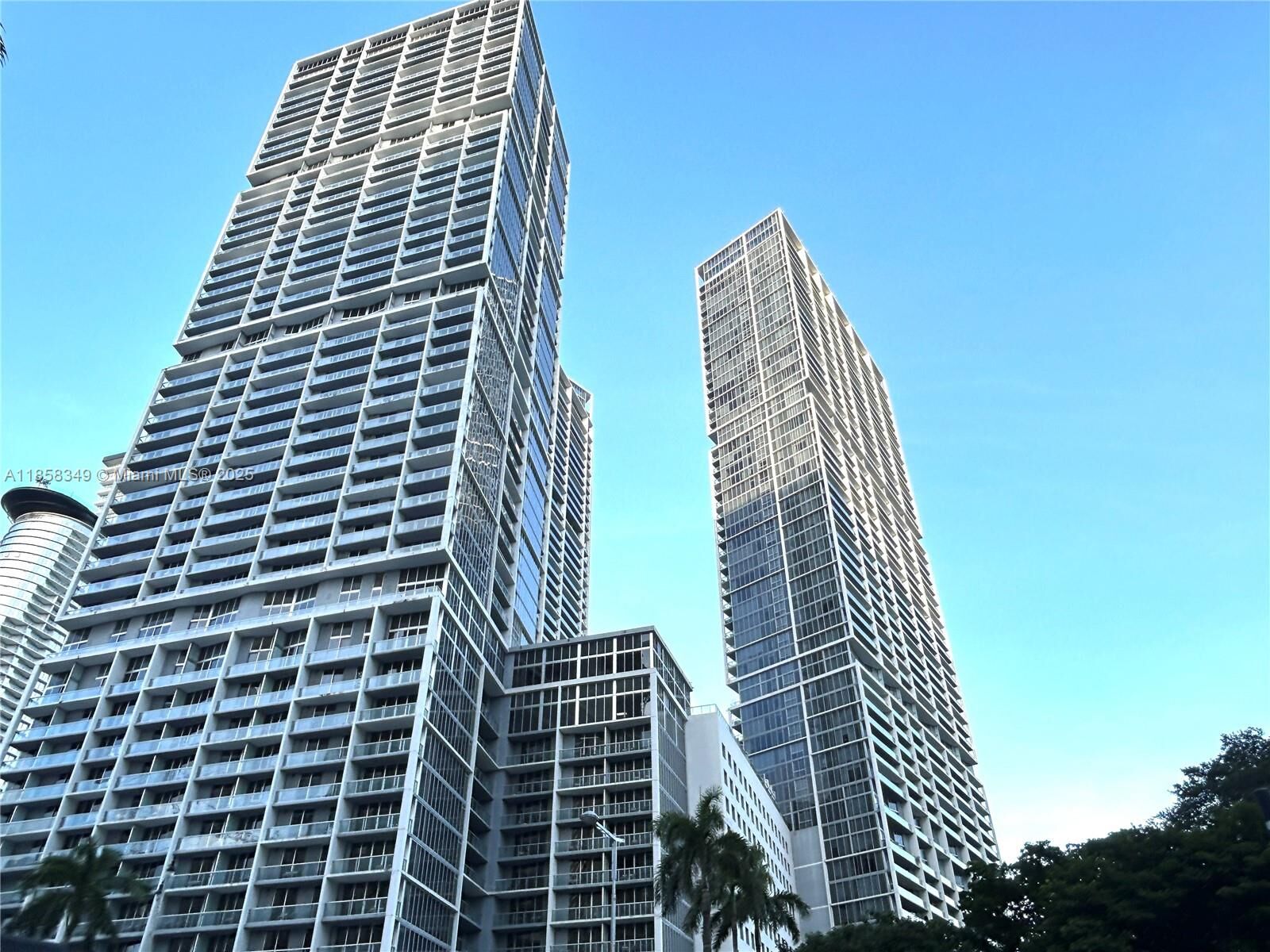 Property Photo: 475 Brickell Av 3107 FL 33131