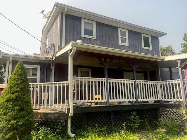 Property Photo:  51 North Cliff Street  CT 06360 