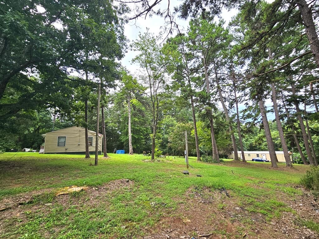 Property Photo: 115 Roanoke Drive VA 23927