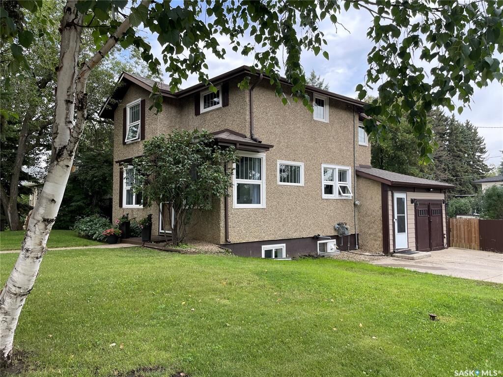Photo de la propriété:  400 21st Street W  SK S6V 4J4 