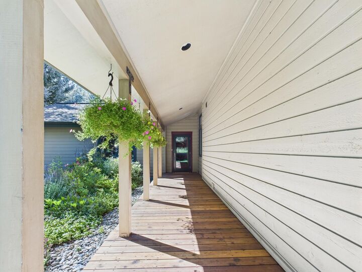 Property Photo:  214 Willoway Rd  ID 83333 