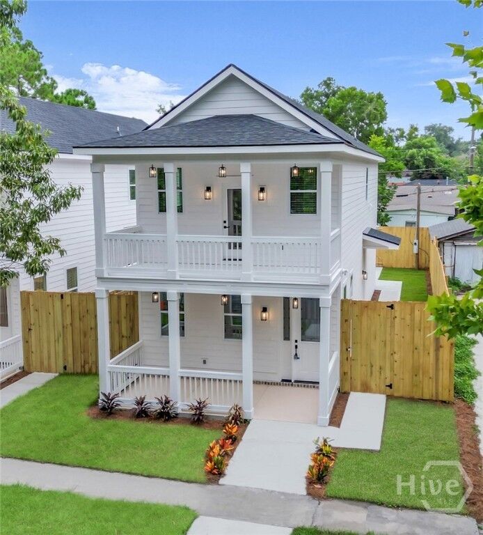 Property Photo:  904 E 33rd Street  GA 31401 