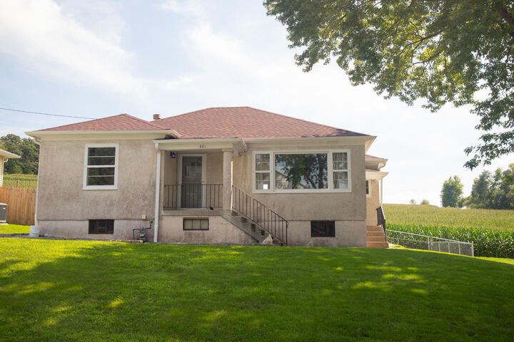 401 Glass  Street  Oakland IA 51560 photo