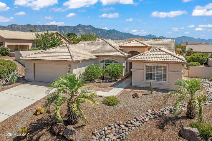 Property Photo: 65815 E Desert Sands Drive AZ 85739