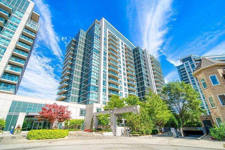 Photo de la propriété:  35 Brian Peck Crescent 504  ON M4G 0A5 