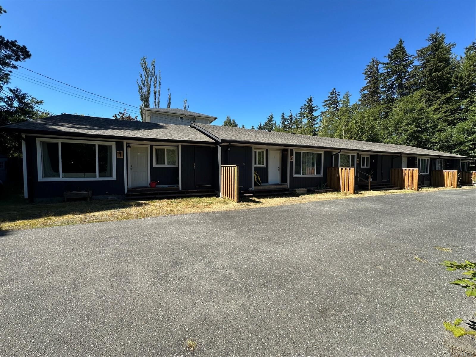 Property Photo: 4080 Byng Rd BC V0N 2P0