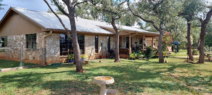 Property Photo:  1508 Oakwood Loop  TX 78666 