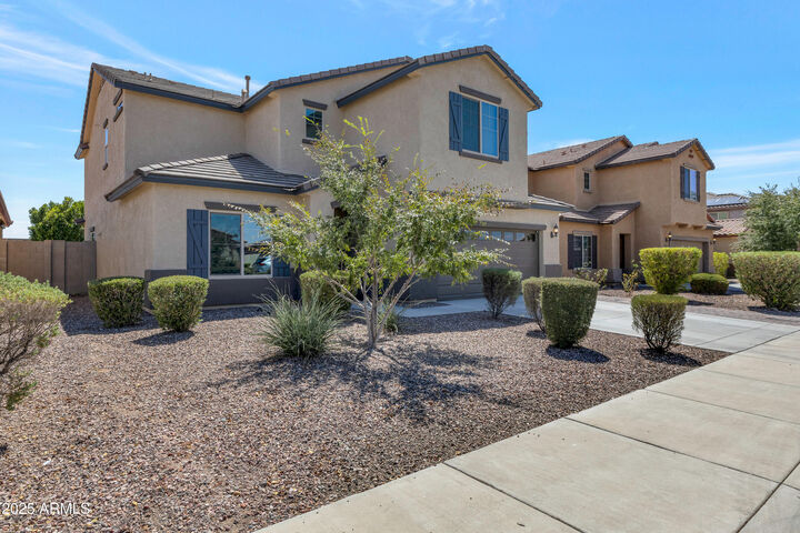 Property Photo:  10789 W Saddlehorn Road  AZ 85383 