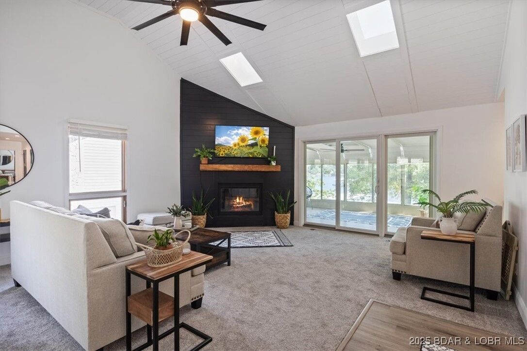 Property Photo:  1125 Anemone Road  MO 65049 