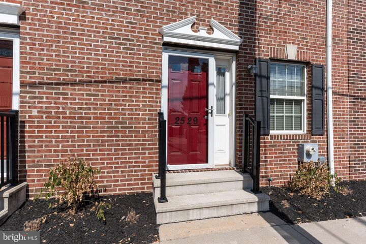 Property Photo:  2529 Pickwick Street  PA 19134 
