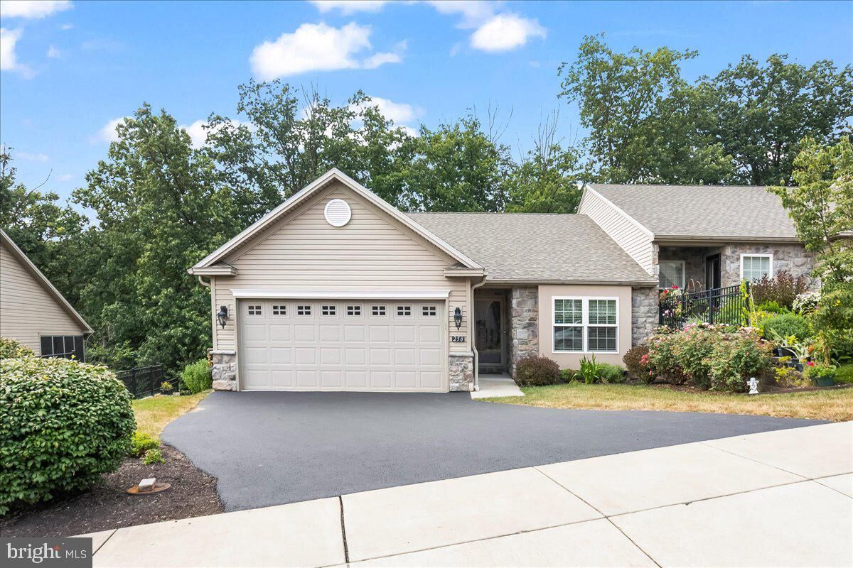 Property Photo:  258 Red Haven Road  PA 17070 