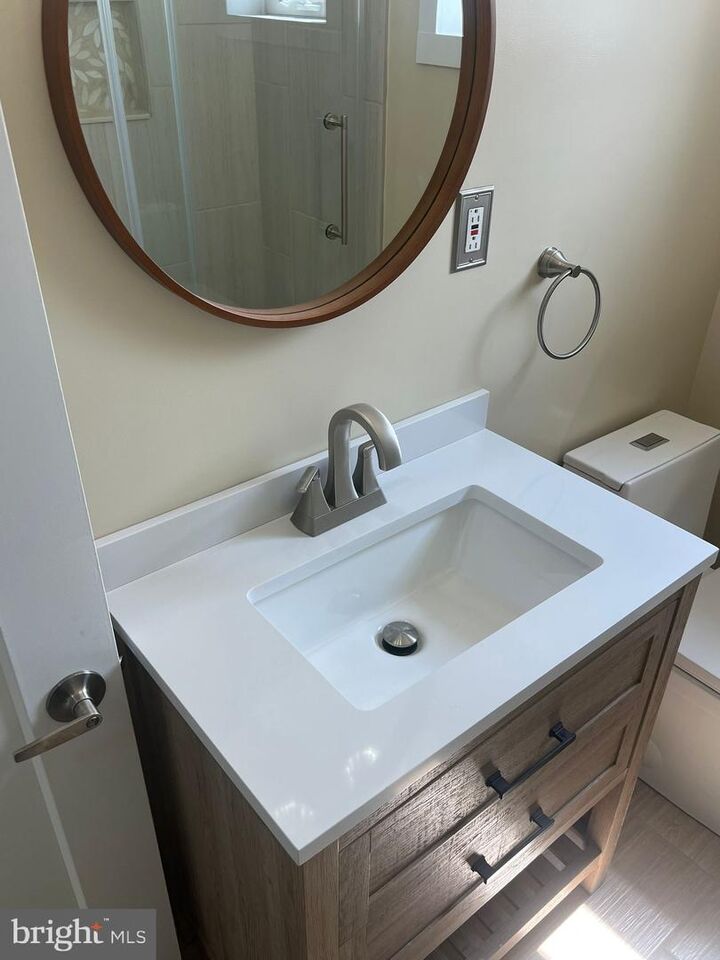 Property Photo:  7255 Bingham Street  PA 19111 