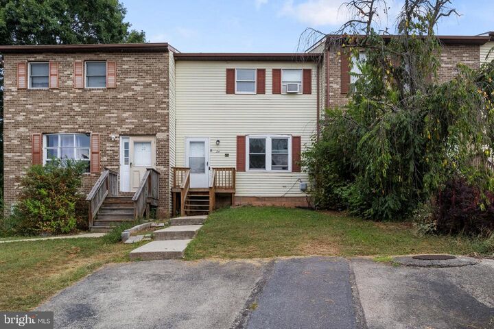 24 Rose Of Sharon Drive  Etters PA 17319 photo