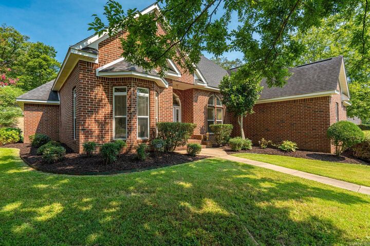 Property Photo:  123 Saratoga Street  AR 71901 