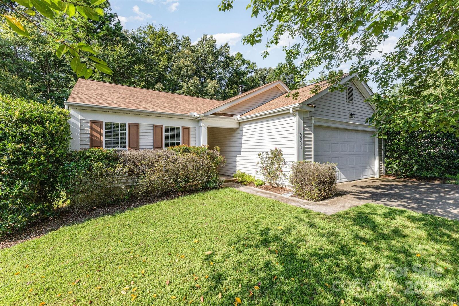 Property Photo:  9011 Foggy Meadow Road  NC 28269 