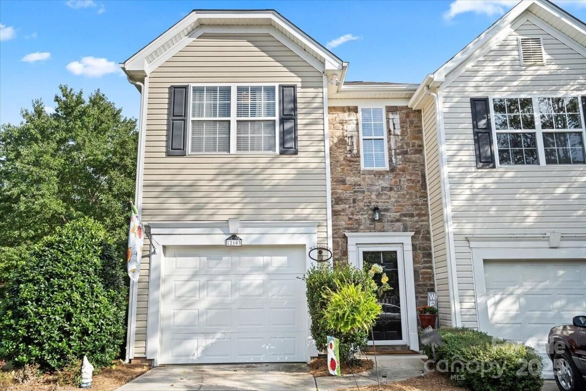 Property Photo: 2103 Midnight Blue Lane SC 29708