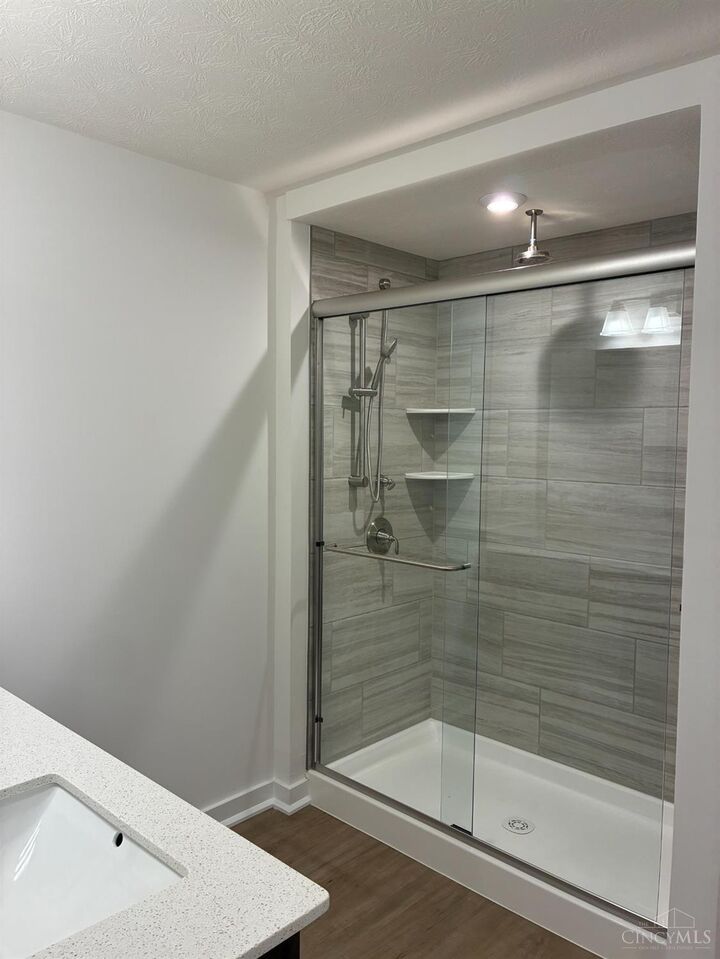 Property Photo: 454 Loveland Miamiville Road OH 45140