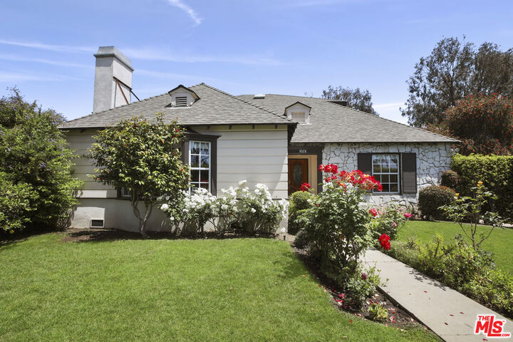 Property Photo:  3028 Motor Ave  CA 90064 