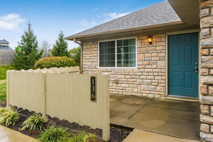 Property Photo: 136 Pioneer Circle OH 43147