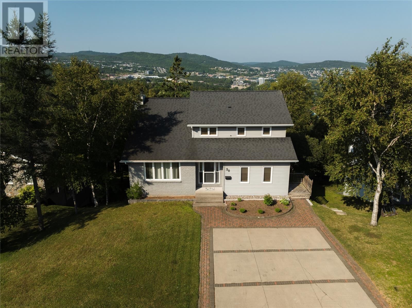 Property Photo:  20 Hamilton Place  NL A2H 7C2 