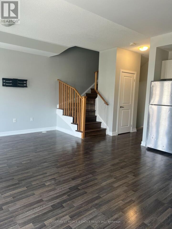 Property Photo:  14 Beliveau Street West  ON L4L 0M1 