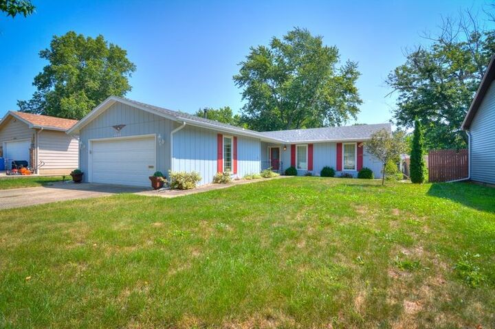 4444 N Adams Drive  Decatur IL 62526 photo