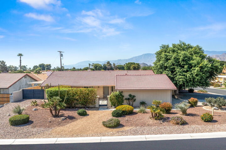 Property Photo:  78621 Runaway Bay Drive  CA 92203 