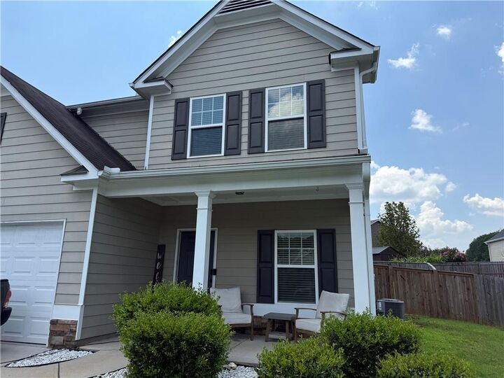 Property Photo: 137 Boxwood Way GA 30132